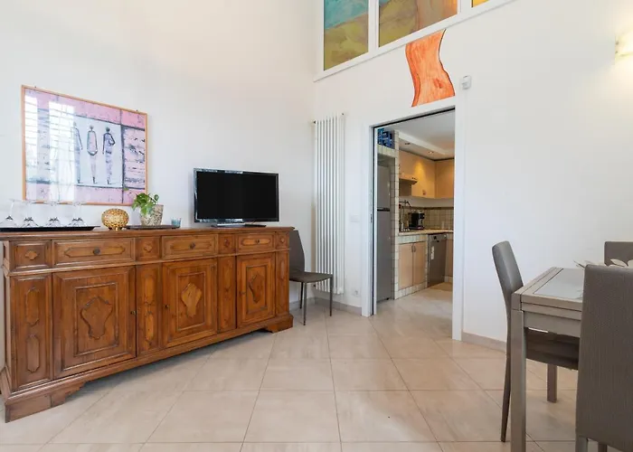 Water Run Вилла Бари